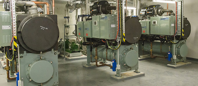 High efficiency water-cooled chillers